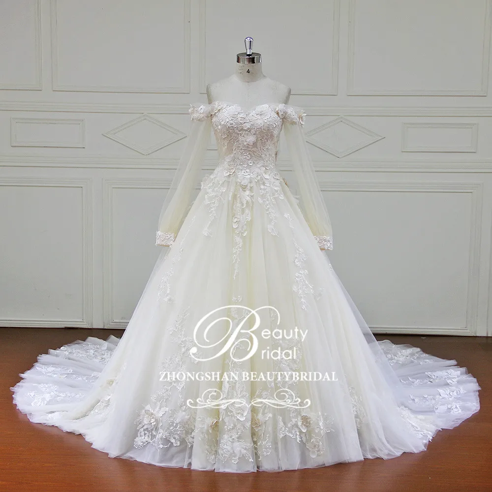 High-end Custom made Ball Gown Wedding Dress Off the Shoulder 3D Flower Pearls Lace Bridal Dresses Vestido De Novias XF17016
High-end Custom made Ball Gown Wedding Dress Off the Shoulder 3D Flower Pearls Lace Bridal Dresses Vestido De Novias XF17016
