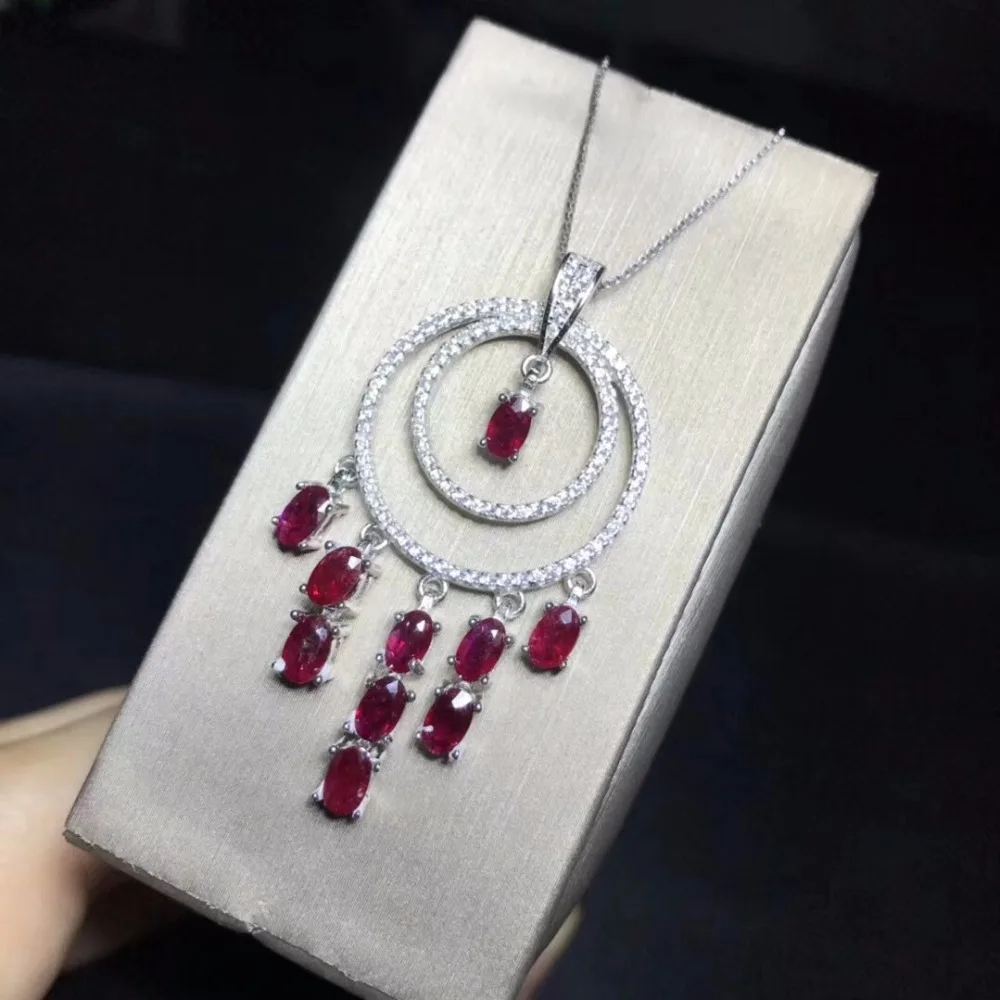 Cross style natural ruby necklace, multi color, 925 silver high-end color treasure.
Cross style natural ruby necklace, multi color, 925 silver high-end color treasure.