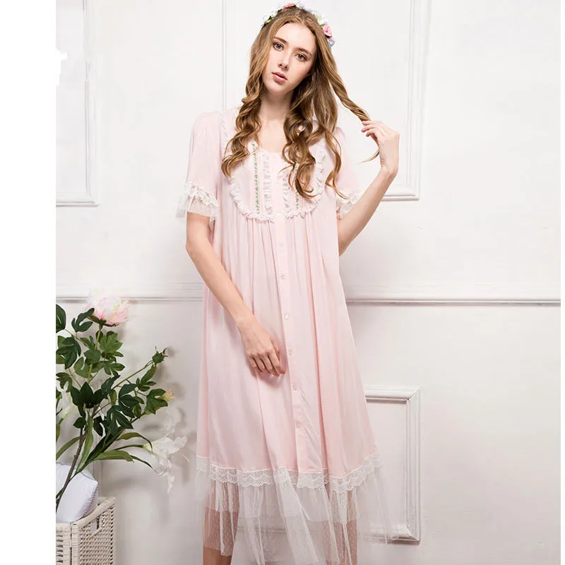 New 2017 Women Pink Pure Cotton Princess Gowns Female Casual Lace Patchwork Nightgown Lady Elegant Sleep Dress Lounge 201533
New 2017 Women Pink Pure Cotton Princess Gowns Female Casual Lace Patchwork Nightgown Lady Elegant Sleep Dress Lounge 201533