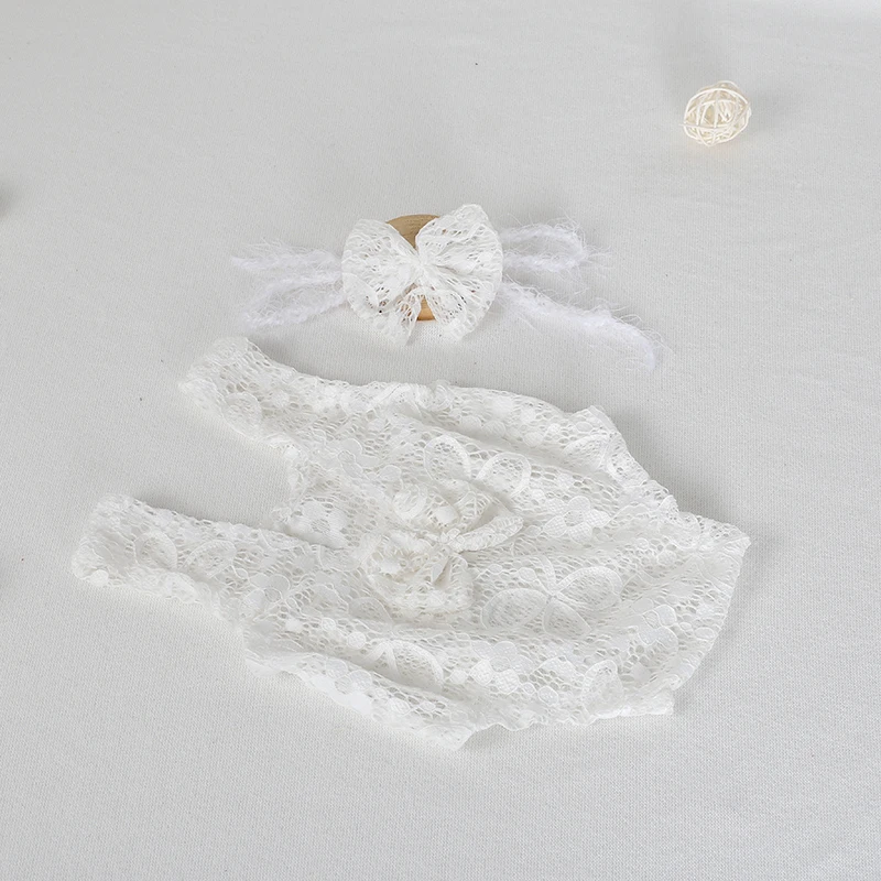 Newborn Girl Lace Romper and Headband Newborn Photography Props Handmade Knit Stretch Open Back Romper Set Baby girls Outfit
Newborn Girl Lace Romper and Headband Newborn Photography Props Handmade Knit Stretch Open Back Romper Set Baby girls Outfit