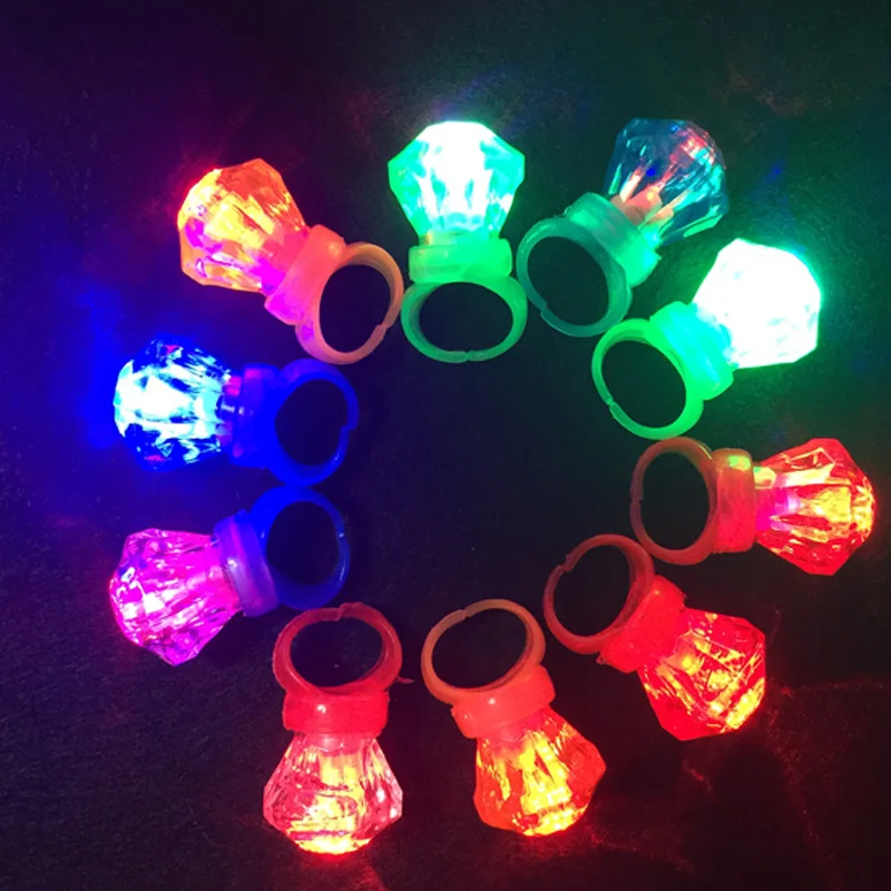 Kid Toys Glowing Rings Simulation Diamond Gemstone Rings Finger Lights Wedding Bar Glow In The Dark In Toys LED Party Supplies
Kid Toys Glowing Rings Simulation Diamond Gemstone Rings Finger Lights Wedding Bar Glow In The Dark In Toys LED Party Supplies