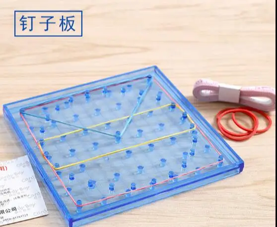 Пластиковая доска для ногтей для начальной школы, инструменты для обучения математике, для учеников начальной школы, Геометрическая доска для ногтей с фигурками
Пластиковая доска для ногтей для начальной школы, инструменты для обучения математике, для учеников начальной школы, Геометрическая доска для ногтей с фигурками