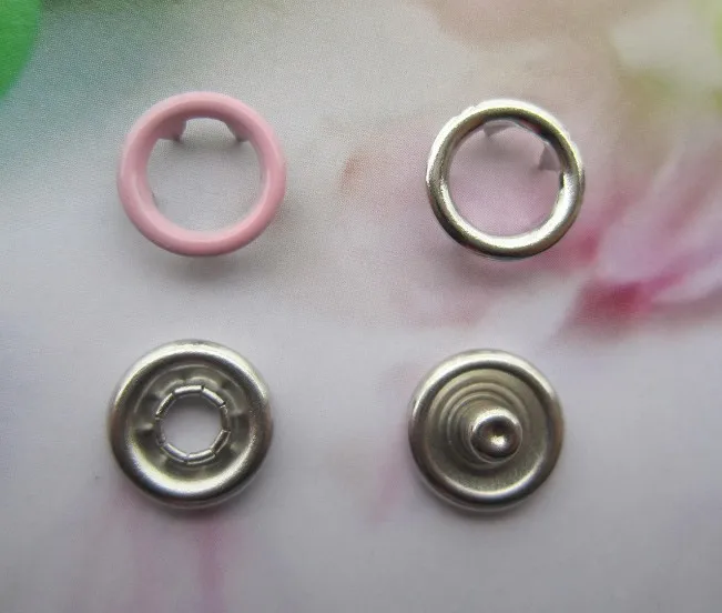 16L 9.5mm New Fashion durable Coated enmale Pink Black Green color metal prong ring snap button in nickle free for baby clothing
16L 9.5mm New Fashion durable Coated enmale Pink Black Green color metal prong ring snap button in nickle free for baby clothing