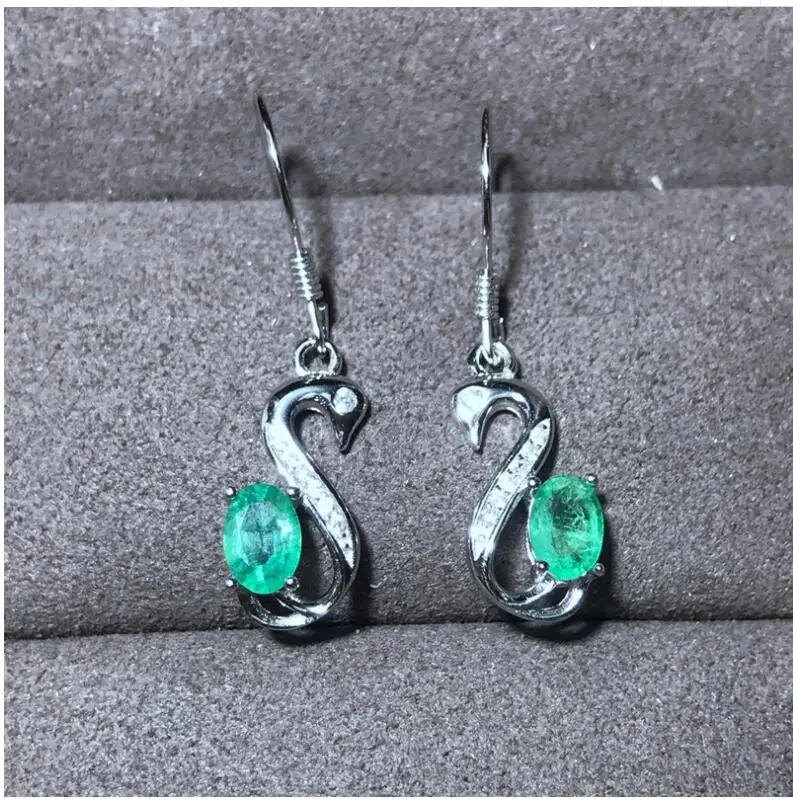 Natural emerald earring Free shipping Natural real emerald 925 sterling silver
Natural emerald earring Free shipping Natural real emerald 925 sterling silver