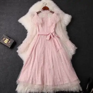 2019 spring and summer women's new star sequins trumpet sleeves waist ruffled super fairy mesh dressT3589
2019 spring and summer women's new star sequins trumpet sleeves waist ruffled super fairy mesh dressT3589