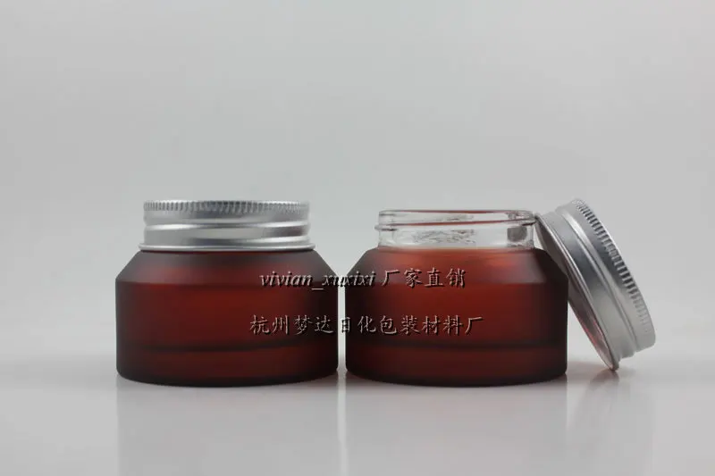 50g rose red frosted glass cream jar with silver aluminum lid, 50g cosmetic jar,packing for mask or eye cream,50g glass bottle
50g rose red frosted glass cream jar with silver aluminum lid, 50g cosmetic jar,packing for mask or eye cream,50g glass bottle