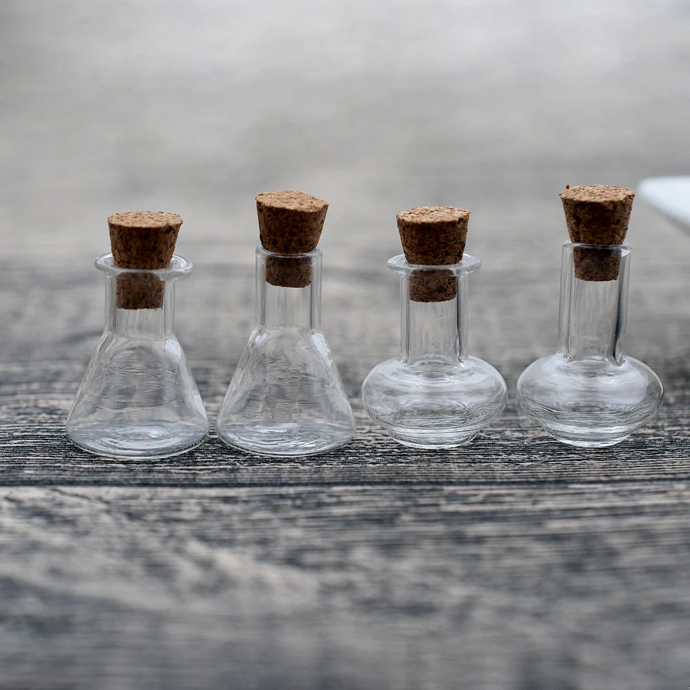 10pieces Mini Wishing Glass Bottle With Cork Vial Pendant Handmade Jewelry Findings Glass Globe Glass Pendant Bottle
10pieces Mini Wishing Glass Bottle With Cork Vial Pendant Handmade Jewelry Findings Glass Globe Glass Pendant Bottle