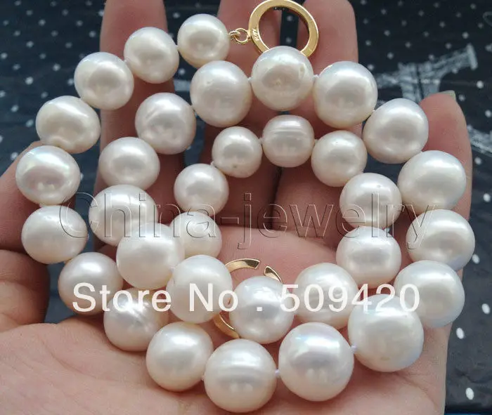 Free Shipping Beautiful 18" 11-12mm natural white round freshwater pearl necklace-new gold filled
Free Shipping Beautiful 18" 11-12mm natural white round freshwater pearl necklace-new gold filled