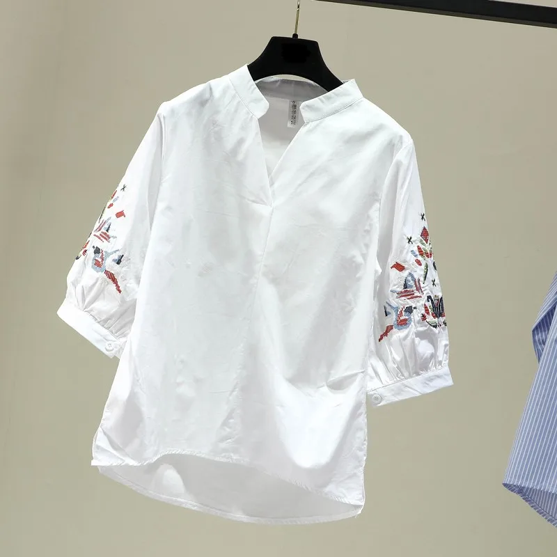 2022 new Casual Striped Women Blouse Vintage Embroidery Design Long Sleeves V-Neck Collar Women Shirts Winter New Arrivals
2022 new Casual Striped Women Blouse Vintage Embroidery Design Long Sleeves V-Neck Collar Women Shirts Winter New Arrivals
