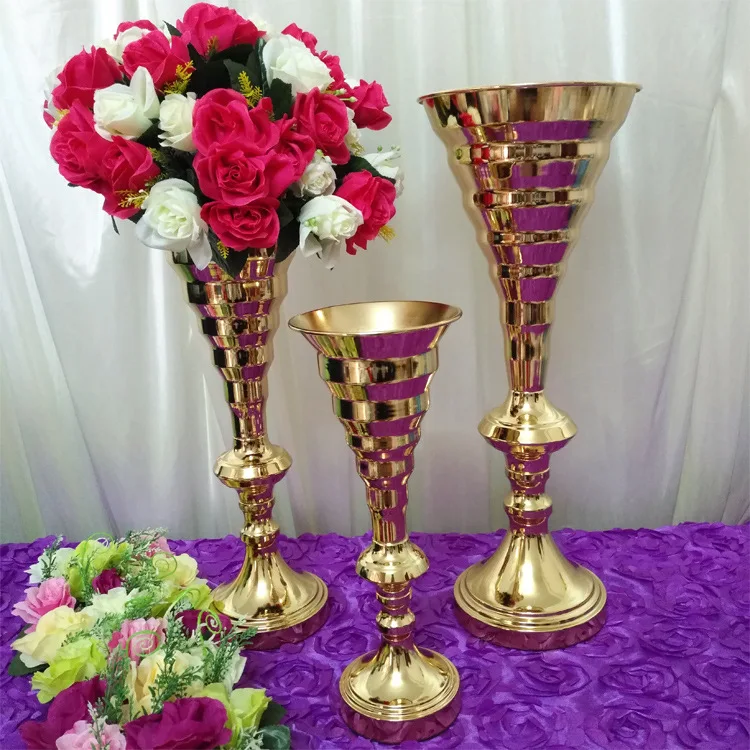 New Style Metal Trumpet Vase for Wedding Marriage Decoratons Reception Table Centerpiece Flower Arrangement
New Style Metal Trumpet Vase for Wedding Marriage Decoratons Reception Table Centerpiece Flower Arrangement