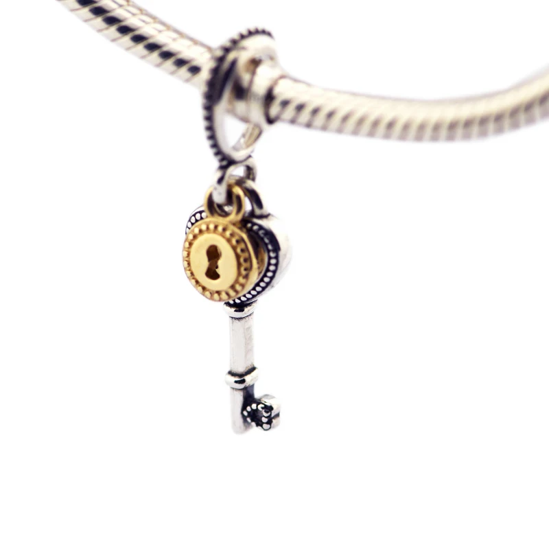 Fits For CKK Beads Bracelets THIS Key to My Heart Charms with 14K real Gold 100% 925 Sterling-Silver-Jewelry Free Shipping
Fits For CKK Beads Bracelets THIS Key to My Heart Charms with 14K real Gold 100% 925 Sterling-Silver-Jewelry Free Shipping