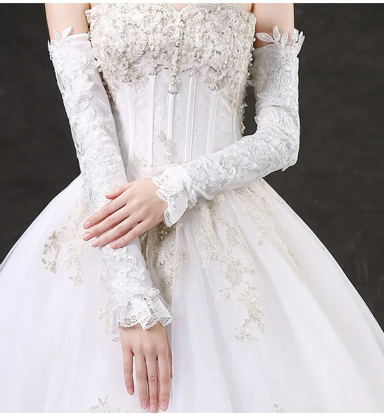 Women's elegant fleece ling white long lace gloves female long embroidery glove 50cm R1251
Women's elegant fleece ling white long lace gloves female long embroidery glove 50cm R1251