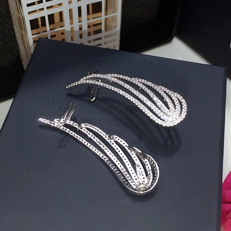 HIBRIDE New Arrival Sparkling Micro Cubic Zirconia Ear Cuff Earrings For Women Wedding Party Clip Wings Cz Earring Brincos E-652
HIBRIDE New Arrival Sparkling Micro Cubic Zirconia Ear Cuff Earrings For Women Wedding Party Clip Wings Cz Earring Brincos E-652