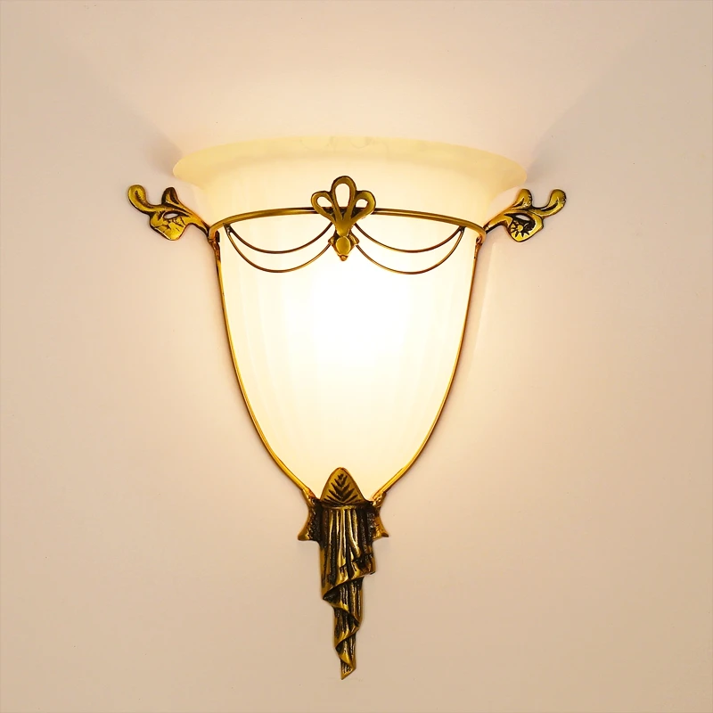 Lartin America Resin wall sconce glass kitchen lighting for Living Room Bedroom Hallway wall Lamp European Bedside Wall Lighting
Lartin America Resin wall sconce glass kitchen lighting for Living Room Bedroom Hallway wall Lamp European Bedside Wall Lighting