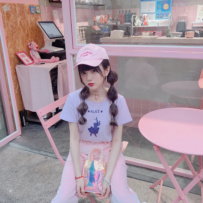 Princess sweet lolita T-shirts Japanese soft sister purple Alice letter print short sleeved cotton T - shirt fashion T1621
Princess sweet lolita T-shirts Japanese soft sister purple Alice letter print short sleeved cotton T - shirt fashion T1621