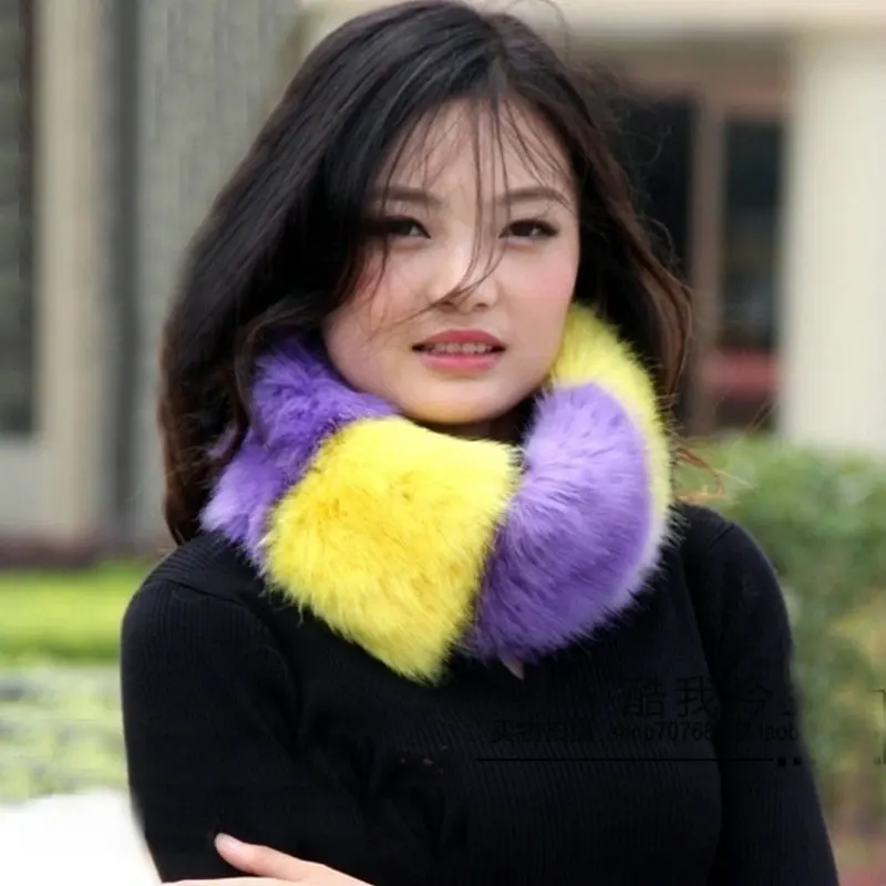2015 winter fashion warm women Imitation fake fur collar scarves shawls Black and white hit color fox fur scarf
2015 winter fashion warm women Imitation fake fur collar scarves shawls Black and white hit color fox fur scarf