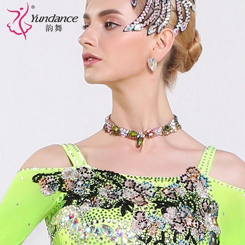 Lady New Rhyme Dance Necklace Female Modern Dance Neckwear Female National Standard Neck Chain Latin Diamond Accessory B-6579
Lady New Rhyme Dance Necklace Female Modern Dance Neckwear Female National Standard Neck Chain Latin Diamond Accessory B-6579