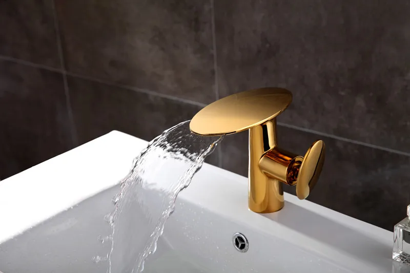 Free ship Gold pvd Clour bathroom basin sink waterfall faucet mixer tap New deck mounted Oval design
Free ship Gold pvd Clour bathroom basin sink waterfall faucet mixer tap New deck mounted Oval design