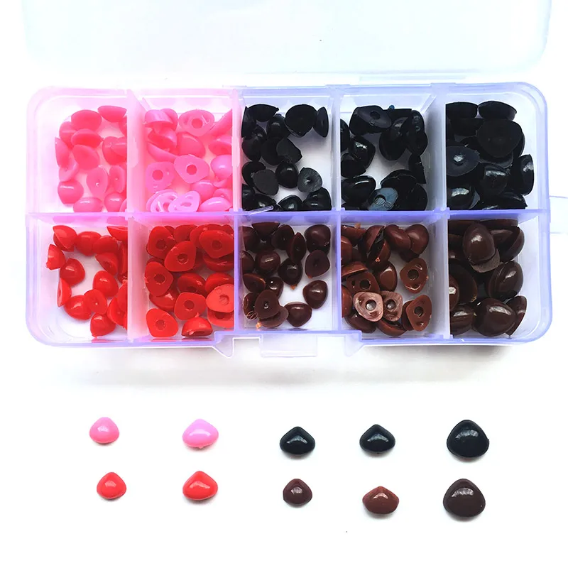 200pcs Flat Black Triangle Nose Plastic for Crochet Patterns Dolls Making Toys for Teddy Bear Dolls Amigurumi Making Accessories
200pcs Flat Black Triangle Nose Plastic for Crochet Patterns Dolls Making Toys for Teddy Bear Dolls Amigurumi Making Accessories
