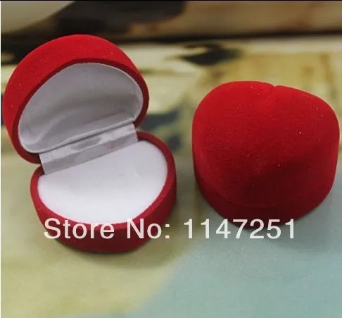 Free Shipping 24pcs/Lot 5x4.5x3.5cm Red Velvet Box Jewelry Ring Box Favor Earrings Ear Studs Packaging Display Gift Box Case
Free Shipping 24pcs/Lot 5x4.5x3.5cm Red Velvet Box Jewelry Ring Box Favor Earrings Ear Studs Packaging Display Gift Box Case