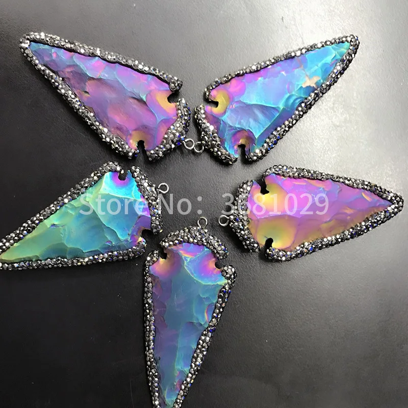 The popular mining multicolored triangular-pendant fashion necklace pendant is made in a pack of 5 about 730 grams
The popular mining multicolored triangular-pendant fashion necklace pendant is made in a pack of 5 about 730 grams