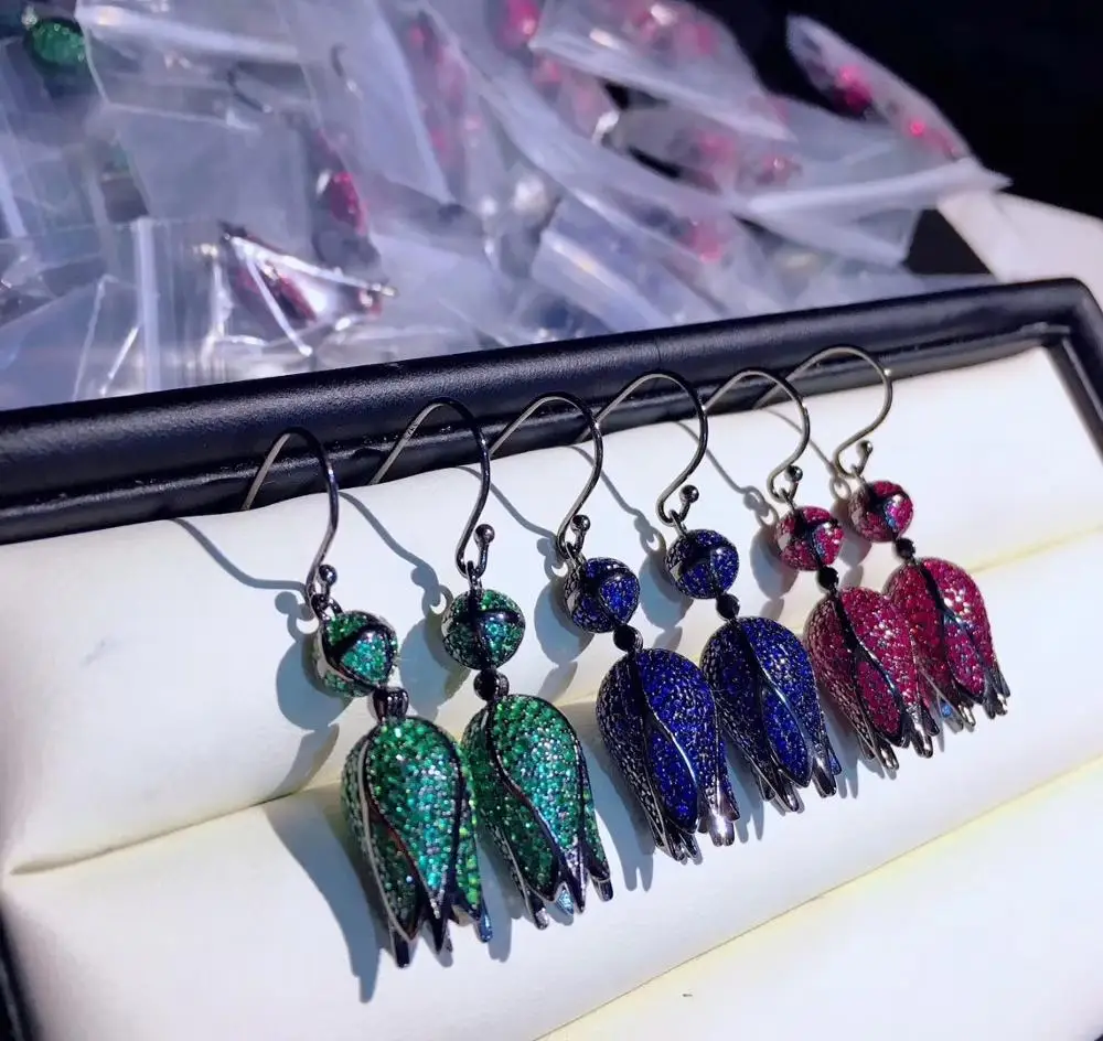 925 sterling silver with cubic zircon magnolia flower drop earring fine women jewelry red blue green color free shipping
925 sterling silver with cubic zircon magnolia flower drop earring fine women jewelry red blue green color free shipping