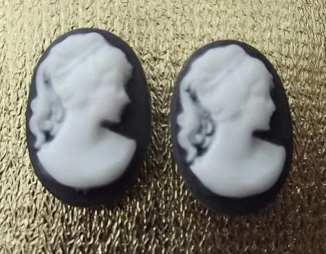 Free ship!!! 100pcs/lot Vintage resin Cameos Lady Portrait Cabochons Cameos white on black 12*18mm
Free ship!!! 100pcs/lot Vintage resin Cameos Lady Portrait Cabochons Cameos white on black 12*18mm