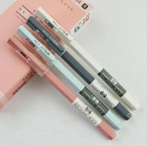 Classic Simple Quality Gel Pen 0.38mm Black/Blue 0.5mm Black Full Needle Tip 12 Pieces/Lot Chenguang Stationery
Classic Simple Quality Gel Pen 0.38mm Black/Blue 0.5mm Black Full Needle Tip 12 Pieces/Lot Chenguang Stationery