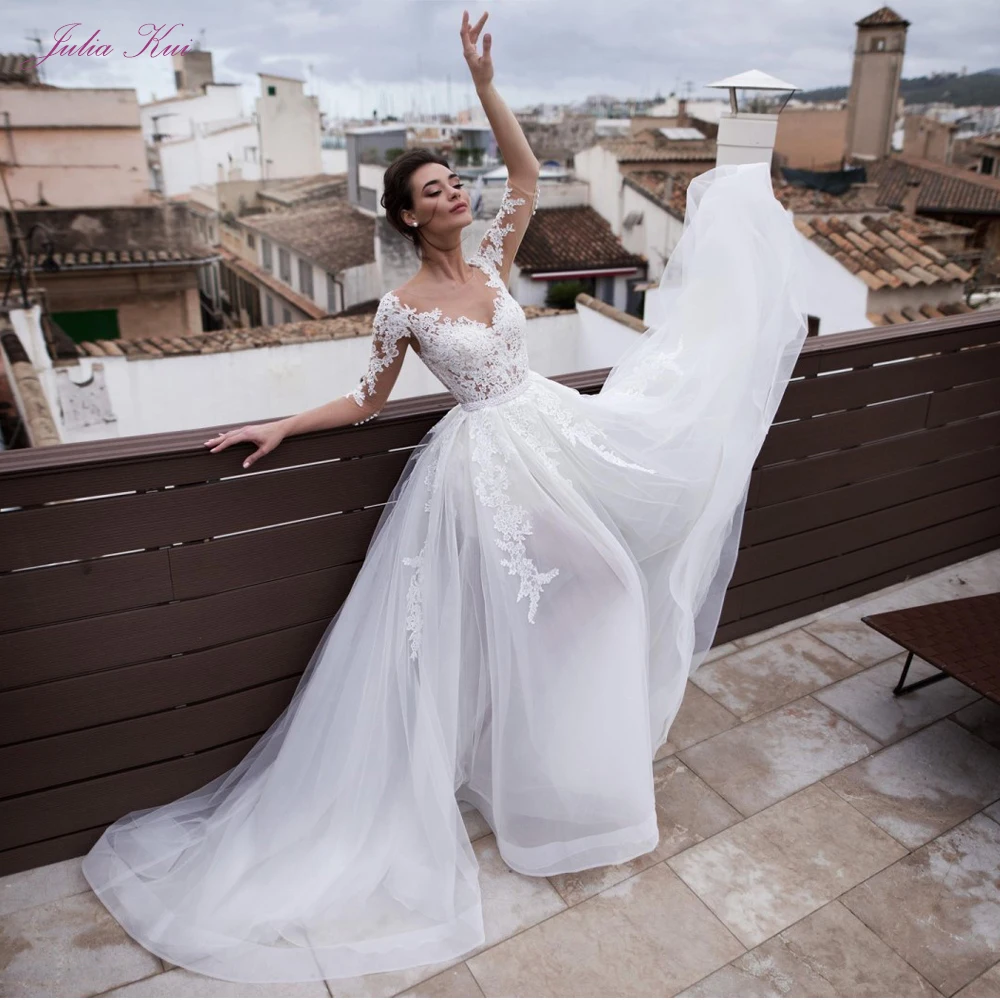 New Arrival Half Sleeves Appliques Lace 2 In 1 Skirt Floor Length Beautiful Puffy Tiered Princess Wedding Dresses
New Arrival Half Sleeves Appliques Lace 2 In 1 Skirt Floor Length Beautiful Puffy Tiered Princess Wedding Dresses