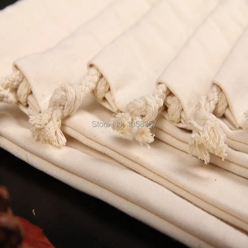 (100pcs/lot)Wholesale high quality canvas drawstring jewerly bag for accessories/watch,Size can be customized,Various colors
(100pcs/lot)Wholesale high quality canvas drawstring jewerly bag for accessories/watch,Size can be customized,Various colors