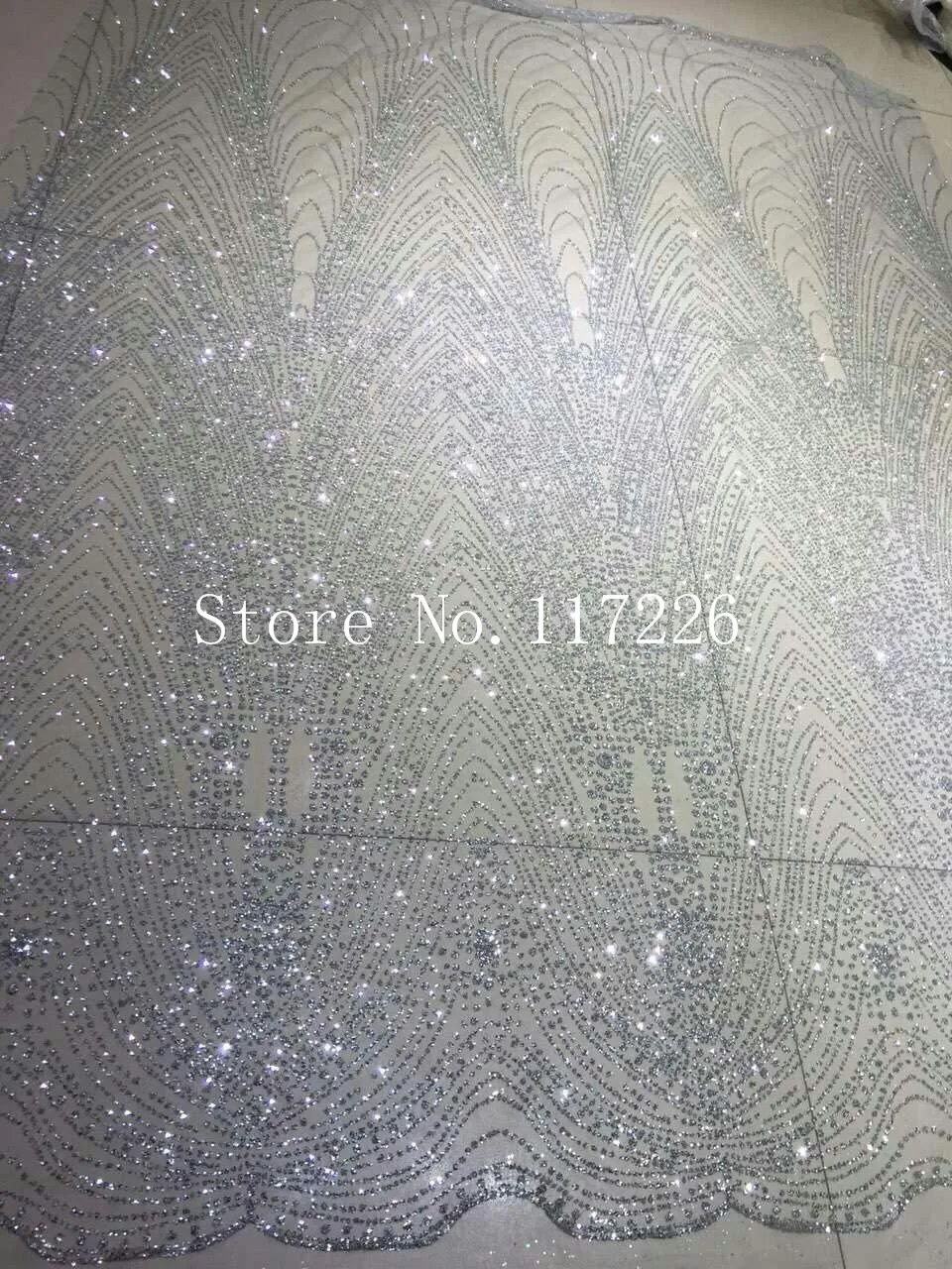 JRB-S007 silver sparker hand print glued glitter powder tulle mesh lace fabric for sawing/ evening dress/stage
JRB-S007 silver sparker hand print glued glitter powder tulle mesh lace fabric for sawing/ evening dress/stage
