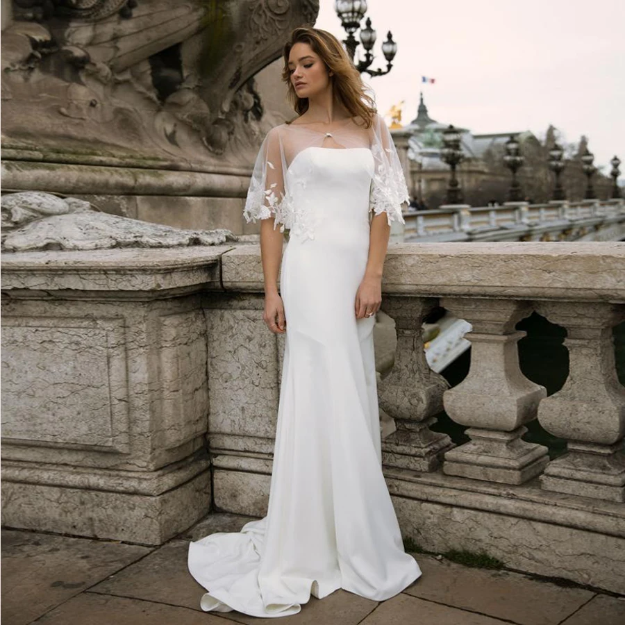 Strapless White Stretch White Wedding Dresses with Sophisticated Tulle Applique Floral Lace Bridal Cape Sheath Bridal Dresses
Strapless White Stretch White Wedding Dresses with Sophisticated Tulle Applique Floral Lace Bridal Cape Sheath Bridal Dresses