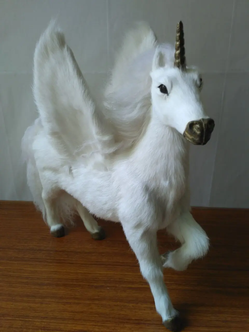 large 32x26x34cm plastic&furs unicorn model handicraft prop,home decoration furnishings gift d1332
large 32x26x34cm plastic&furs unicorn model handicraft prop,home decoration furnishings gift d1332