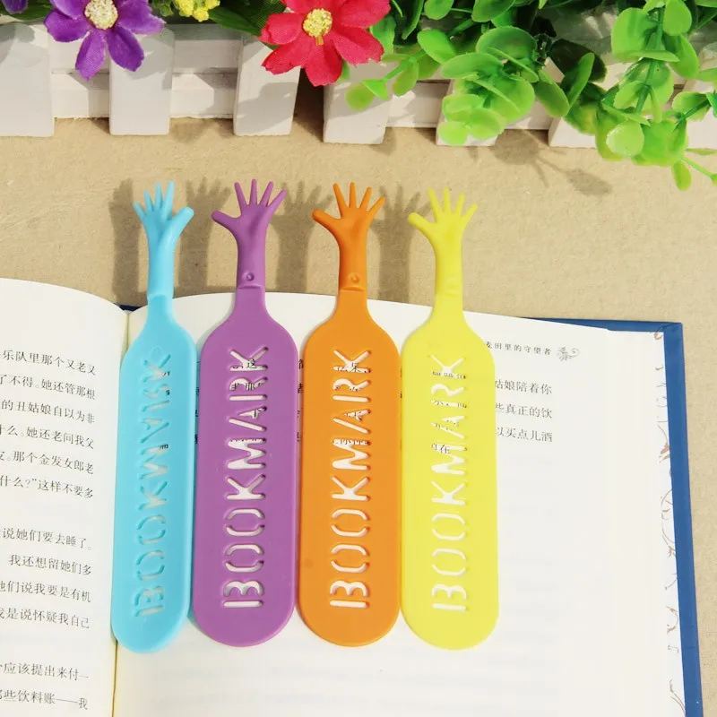 400 pcs/lot 'Help Me' Colorful hands design Bookmarks set plastic novelty Item creative gift for kids chidren free DHL shipping
400 pcs/lot 'Help Me' Colorful hands design Bookmarks set plastic novelty Item creative gift for kids chidren free DHL shipping