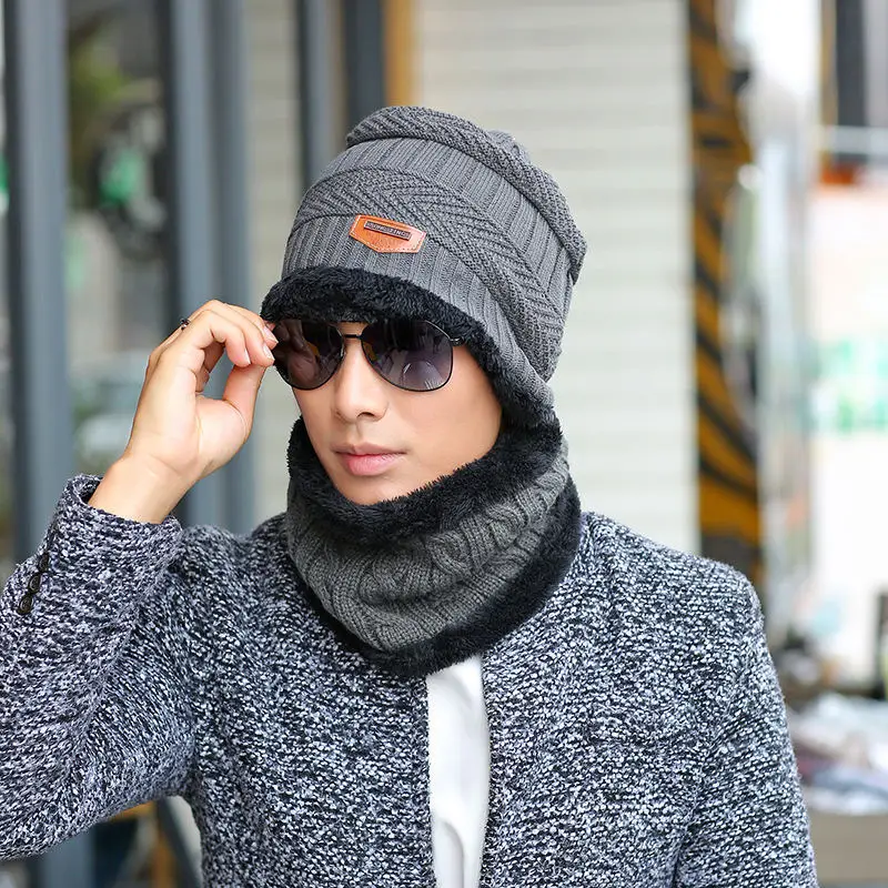 2017 Korean tide men cap knitting hat wool cashmere thermal sleeve head cap with Chiari cap scarf hat and collar
2017 Korean tide men cap knitting hat wool cashmere thermal sleeve head cap with Chiari cap scarf hat and collar