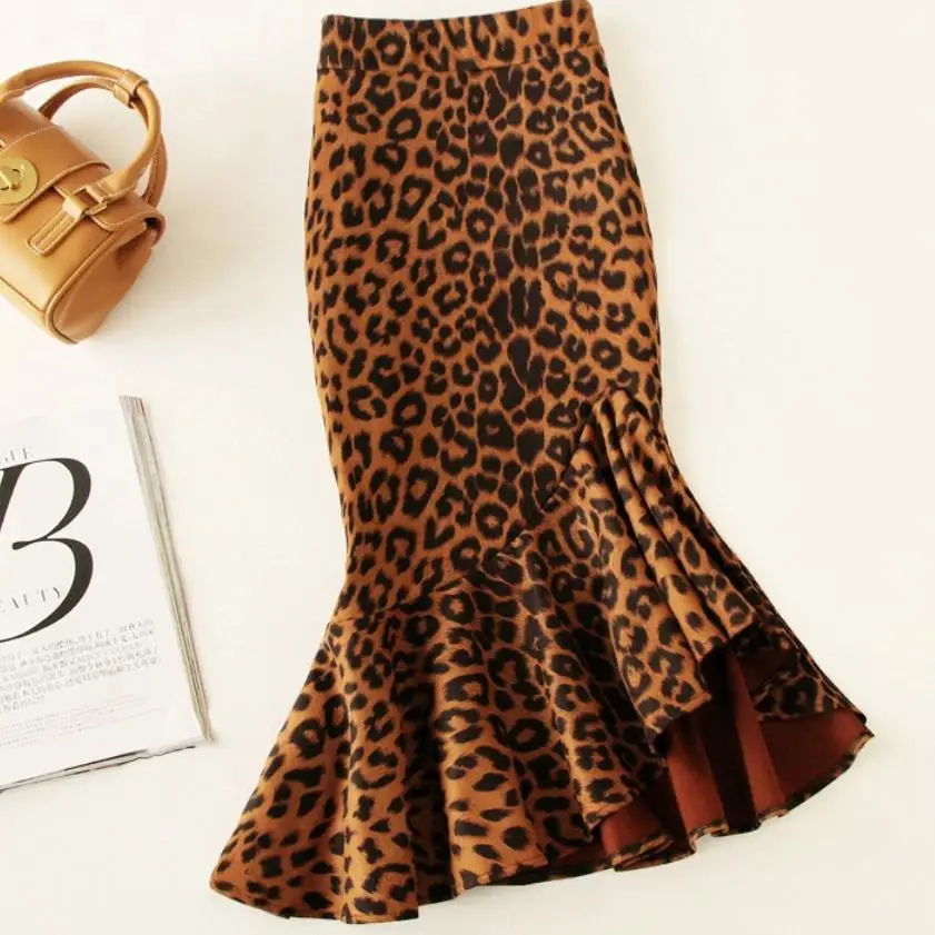 Suede leopare mermaid skirt women high waist pachage hip office lady trumpet skirt
Suede leopare mermaid skirt women high waist pachage hip office lady trumpet skirt