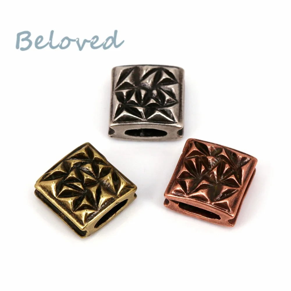Vintage Flat Square Metal Beads, Carved Spacer Beads, Antique Brass Slice Bracelet Making Findings, BG18223
Vintage Flat Square Metal Beads, Carved Spacer Beads, Antique Brass Slice Bracelet Making Findings, BG18223