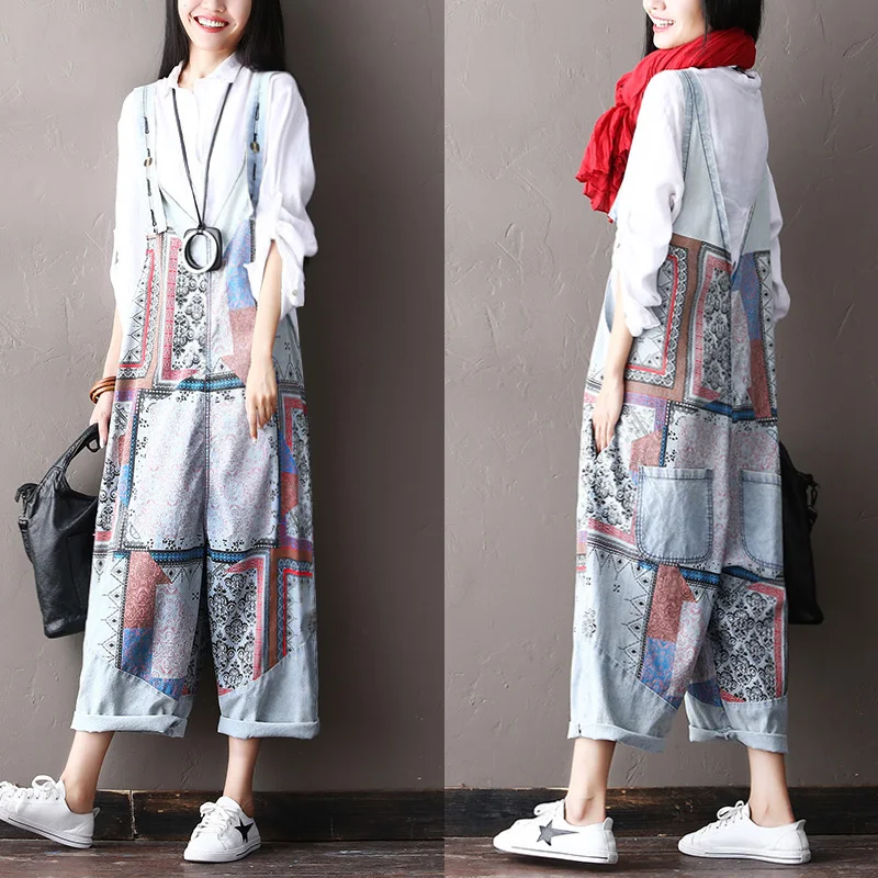 2019 female new arrival autumn national trend print plus size bib elegant V-neck loose 100% cotton jeans pant
2019 female new arrival autumn national trend print plus size bib elegant V-neck loose 100% cotton jeans pant