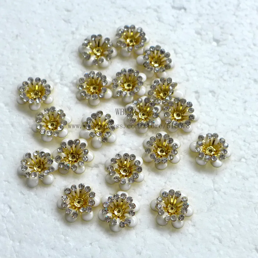 100pieces/lot New Rhinestone Pearl Beaded Flower Patches Appliqued For Sewing Apparel Clothes Shoes Bag Craft Diy Accessories
100pieces/lot New Rhinestone Pearl Beaded Flower Patches Appliqued For Sewing Apparel Clothes Shoes Bag Craft Diy Accessories