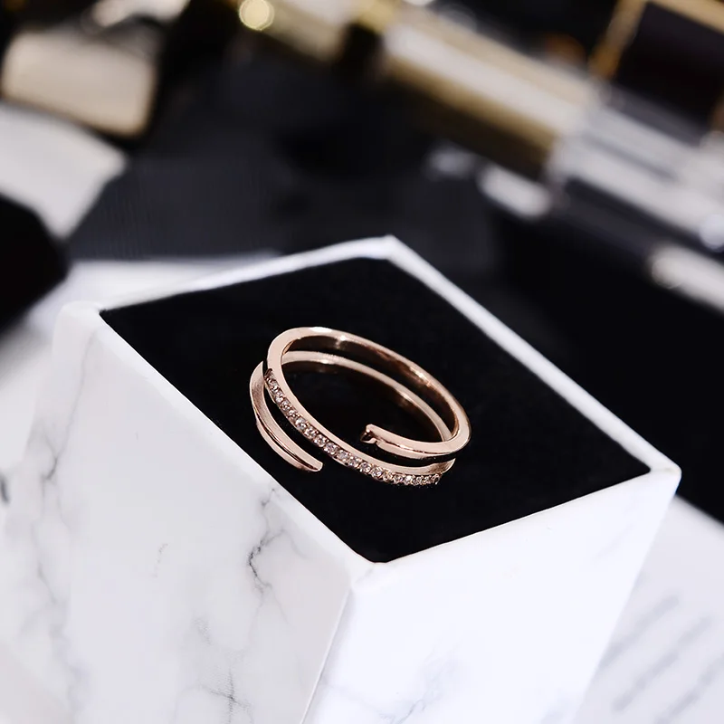 YUN RUO 2023 Chic 3 Layers Crystal Open Ring Rose Gold Color Fashion Titanium Steel Jewelry Wedding Birthday Gift Woman Not Fade
YUN RUO 2023 Chic 3 Layers Crystal Open Ring Rose Gold Color Fashion Titanium Steel Jewelry Wedding Birthday Gift Woman Not Fade