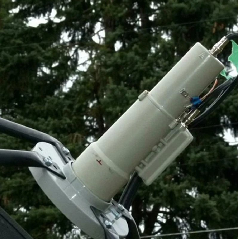 C Ku Band Combo Lnb Lnbf Satellite Signal High Definition Smart Lnb for DSTV Explorer
C Ku Band Combo Lnb Lnbf Satellite Signal High Definition Smart Lnb for DSTV Explorer