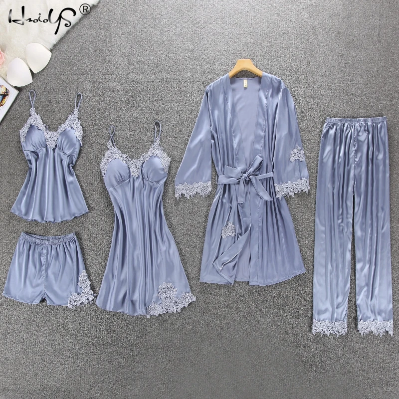 Women Silk Satin Pajamas 5 Pieces Pajamas Sets Sleepwear Pijama Embroidery Lace Sleep Lounge Pyjama with Chest Pads Homewear
Women Silk Satin Pajamas 5 Pieces Pajamas Sets Sleepwear Pijama Embroidery Lace Sleep Lounge Pyjama with Chest Pads Homewear