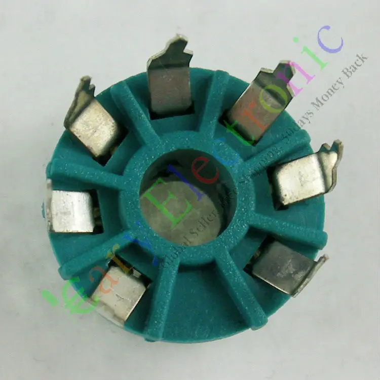 Wholesale and retail 16pcs MINI 7pin Bakelite vacuum tube socket 12AE6 6AT6 6BK6 12AV6 12BU6 6AQ6 6066 free shipping
Wholesale and retail 16pcs MINI 7pin Bakelite vacuum tube socket 12AE6 6AT6 6BK6 12AV6 12BU6 6AQ6 6066 free shipping
