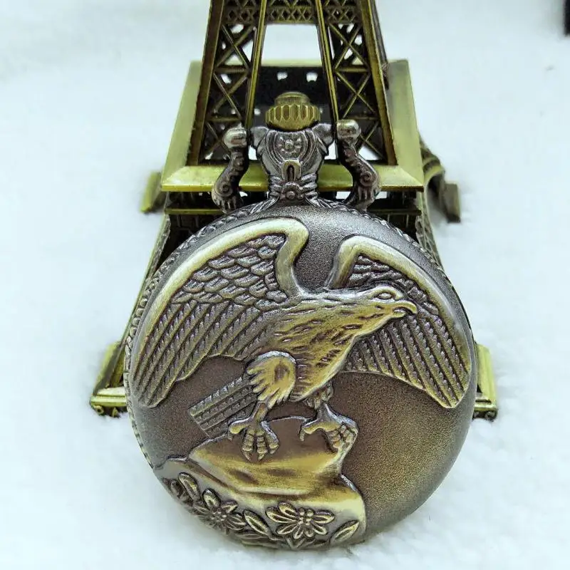 Старинные бронзовые часы Eagle карманные часы с цепочкой ожерелье для мужчин и женщин Бесплатная доставка POK36
Старинные бронзовые часы Eagle карманные часы с цепочкой ожерелье для мужчин и женщин Бесплатная доставка POK36