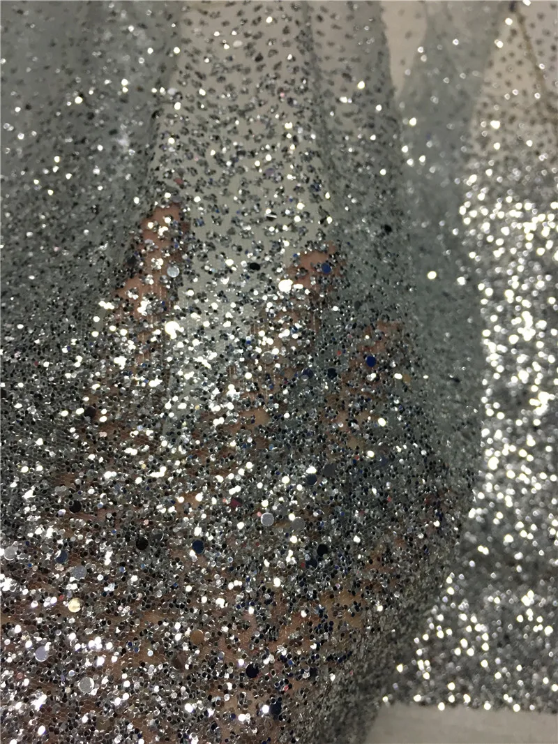 Silver color Glued Glitter tulle fabric for party dress H-1931 Nice looking glitter net Lace Fabric for wedding decoration
Silver color Glued Glitter tulle fabric for party dress H-1931 Nice looking glitter net Lace Fabric for wedding decoration