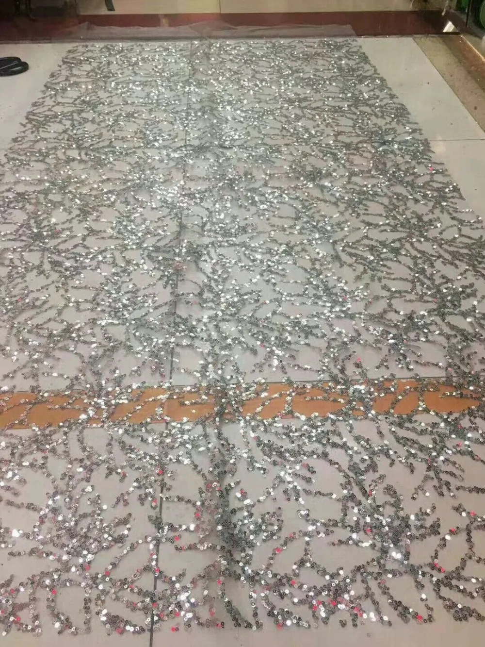 glued glitter sequins lace fabric ZH-101938 Best Selling glued glitter tulle mesh fabric
glued glitter sequins lace fabric ZH-101938 Best Selling glued glitter tulle mesh fabric