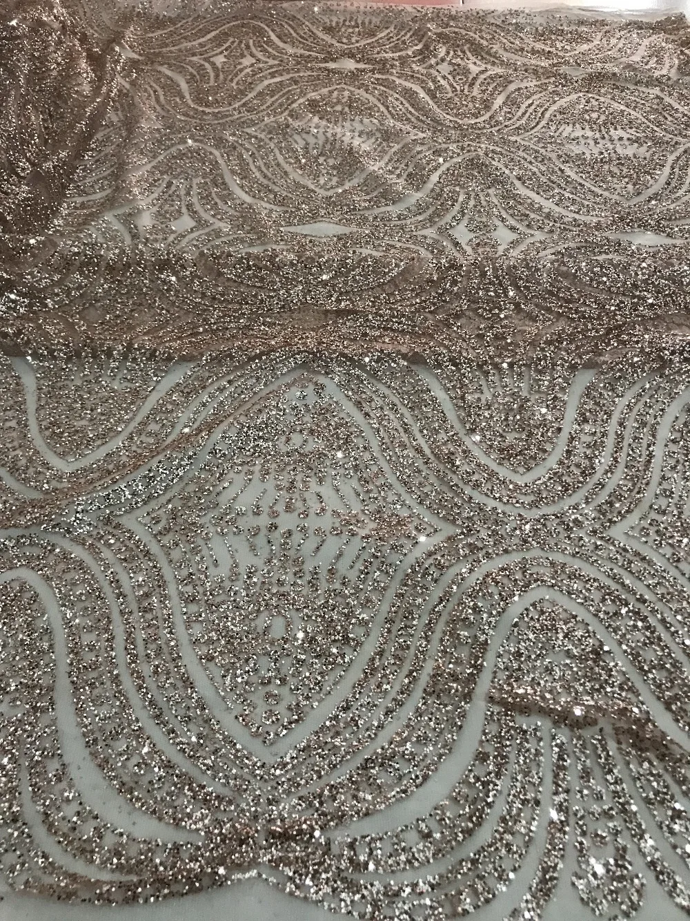 hot selling L-392 with glued glitter French Net Embroidery Tulle Lace Fabric For Nigerian Dress
hot selling L-392 with glued glitter French Net Embroidery Tulle Lace Fabric For Nigerian Dress