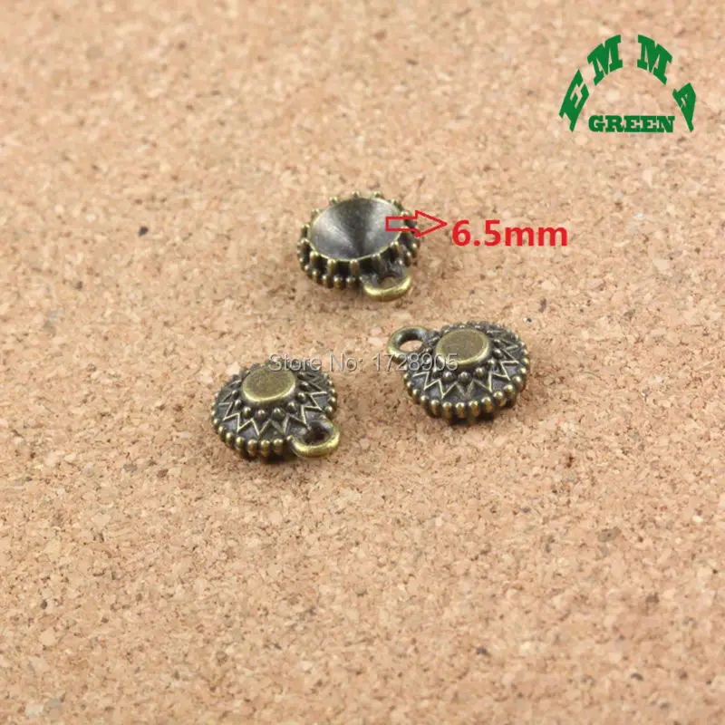 Blank Charms Setting Tray Vintage For Diy Craft Wholesale 10 pcs Round Mini Size Fit 6.5 mm Pointed Crystal
Blank Charms Setting Tray Vintage For Diy Craft Wholesale 10 pcs Round Mini Size Fit 6.5 mm Pointed Crystal