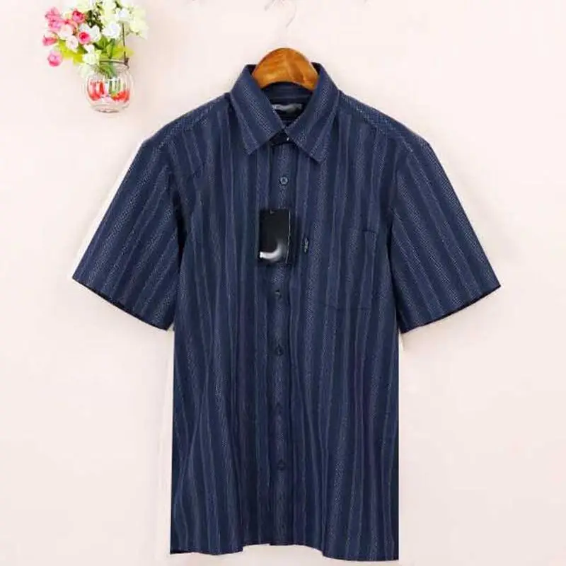 2023 Europe size new summer men's short-sleeved shirt slim European men business casual shirts high quality w389
2023 Europe size new summer men's short-sleeved shirt slim European men business casual shirts high quality w389
