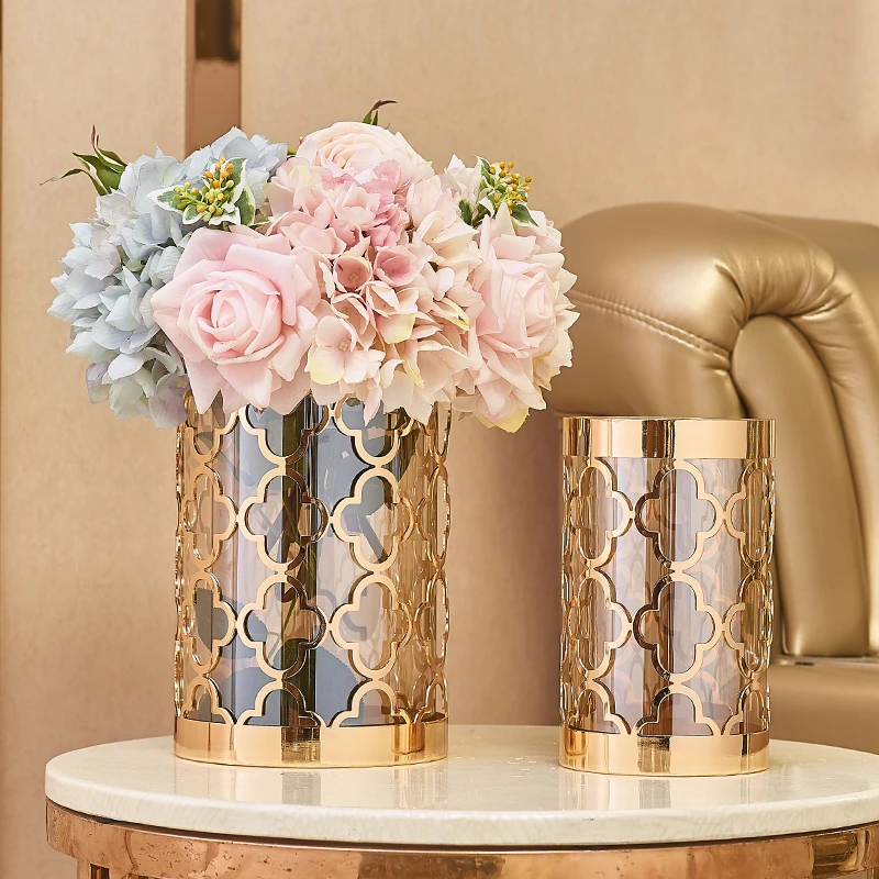 Golden Lucky Clover Flower Vase, Metal Tabletop Vase, Flower Arrangement, Home Decoration, Wedding Gifts
Golden Lucky Clover Flower Vase, Metal Tabletop Vase, Flower Arrangement, Home Decoration, Wedding Gifts